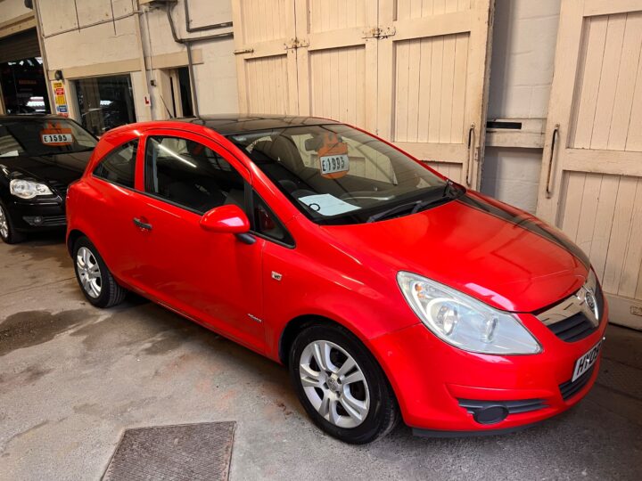 2009 Vauxhall Corsa 1.2i 16v Breeze Hatchback 3dr Petrol Manual (139 g/km, 79 bhp)