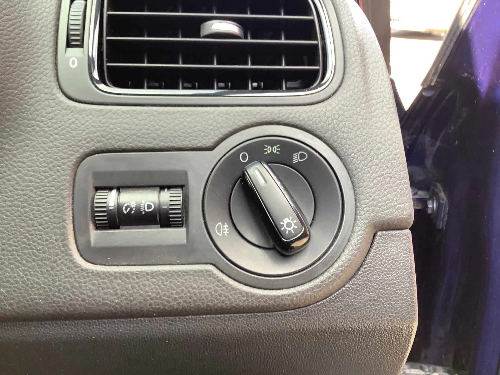 2010 Volkswagen Polo S A/C 5 Door