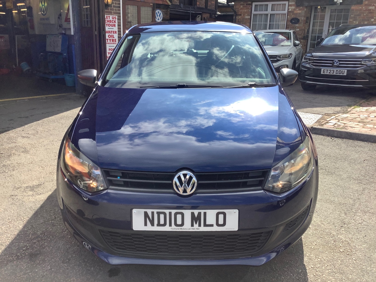 2010 Volkswagen Polo S A/C 5 Door