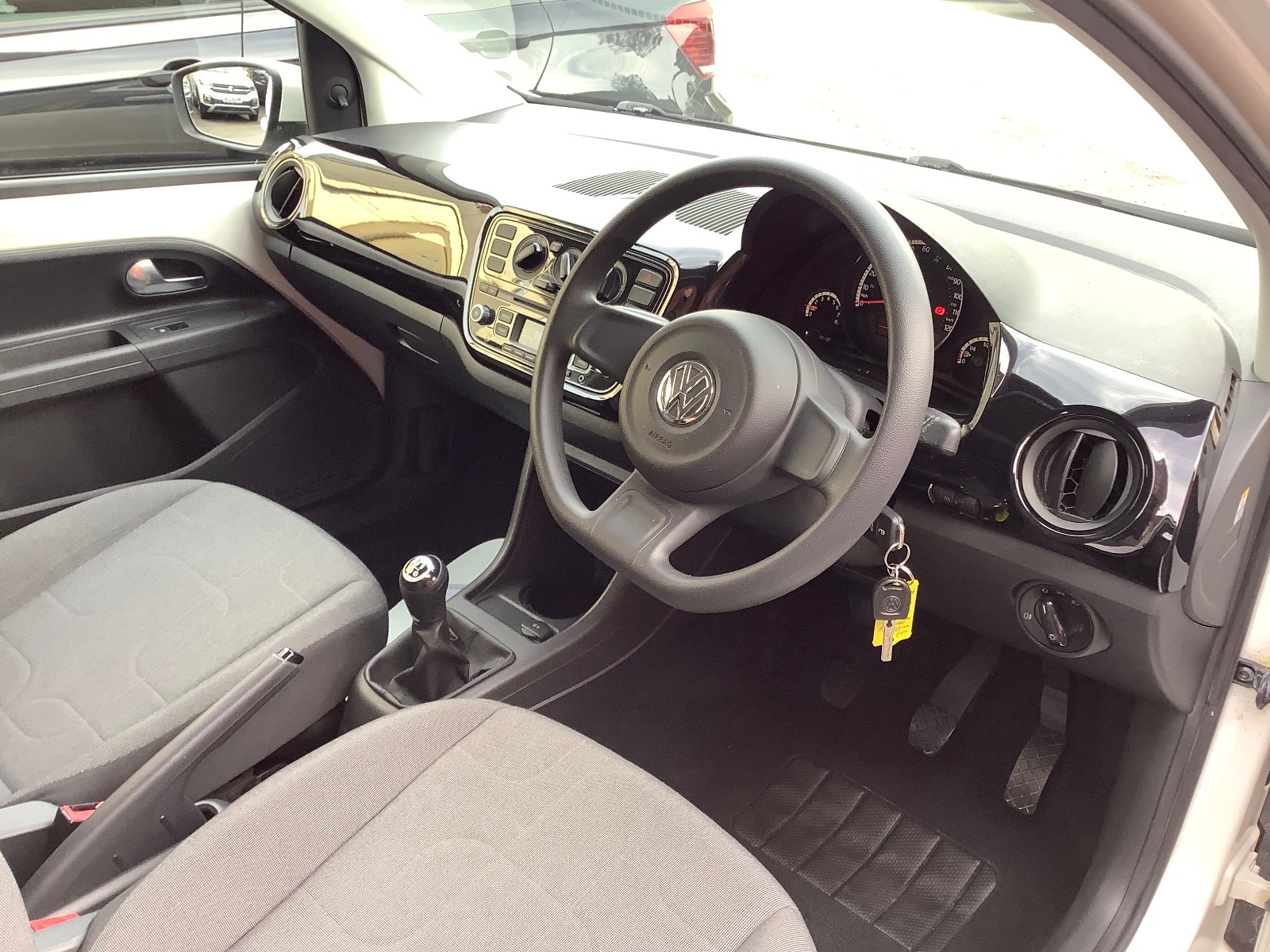 2012 Volkswagen UP MOVE UP £20 Road Tax