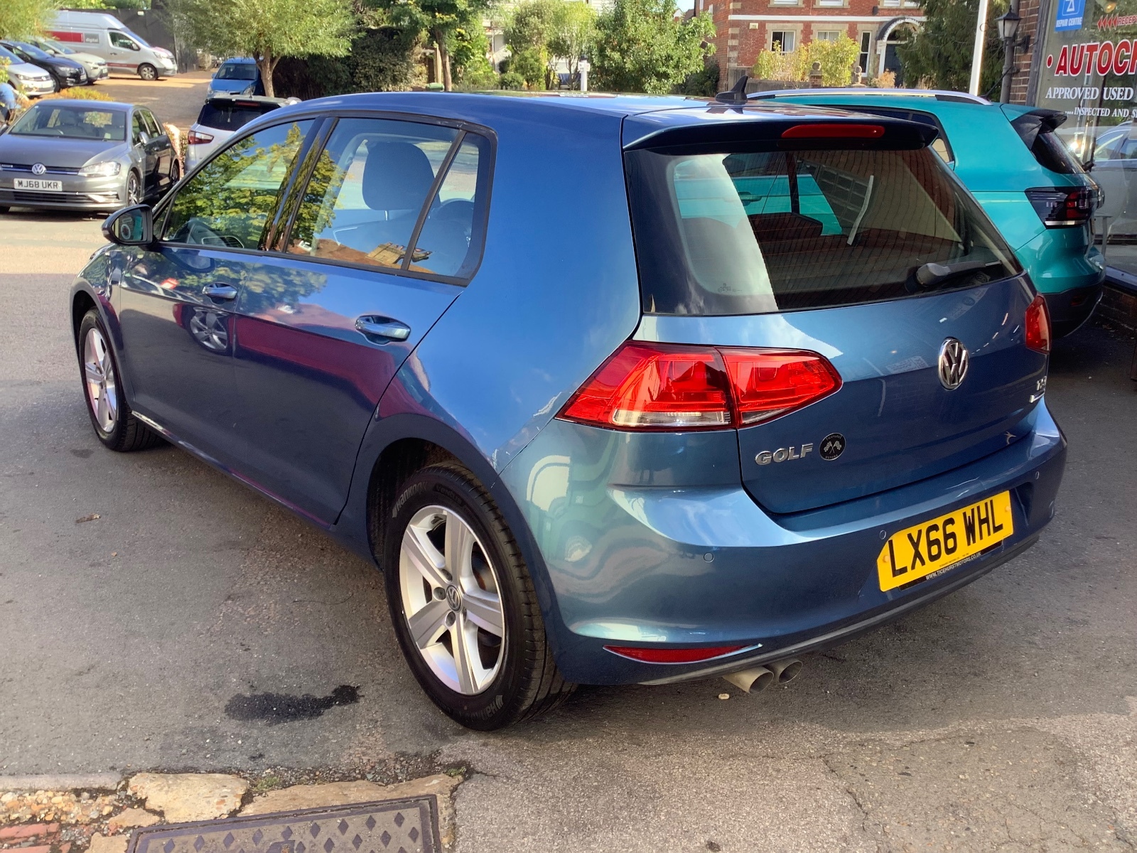2016 Volkswagen Golf MATCH EDITION TSI DSG BMT
