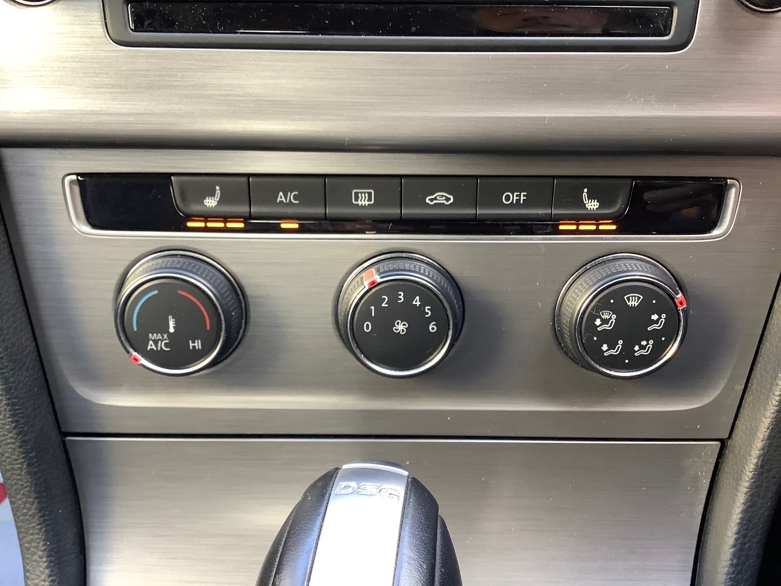 2016 Volkswagen Golf MATCH EDITION TSI DSG BMT