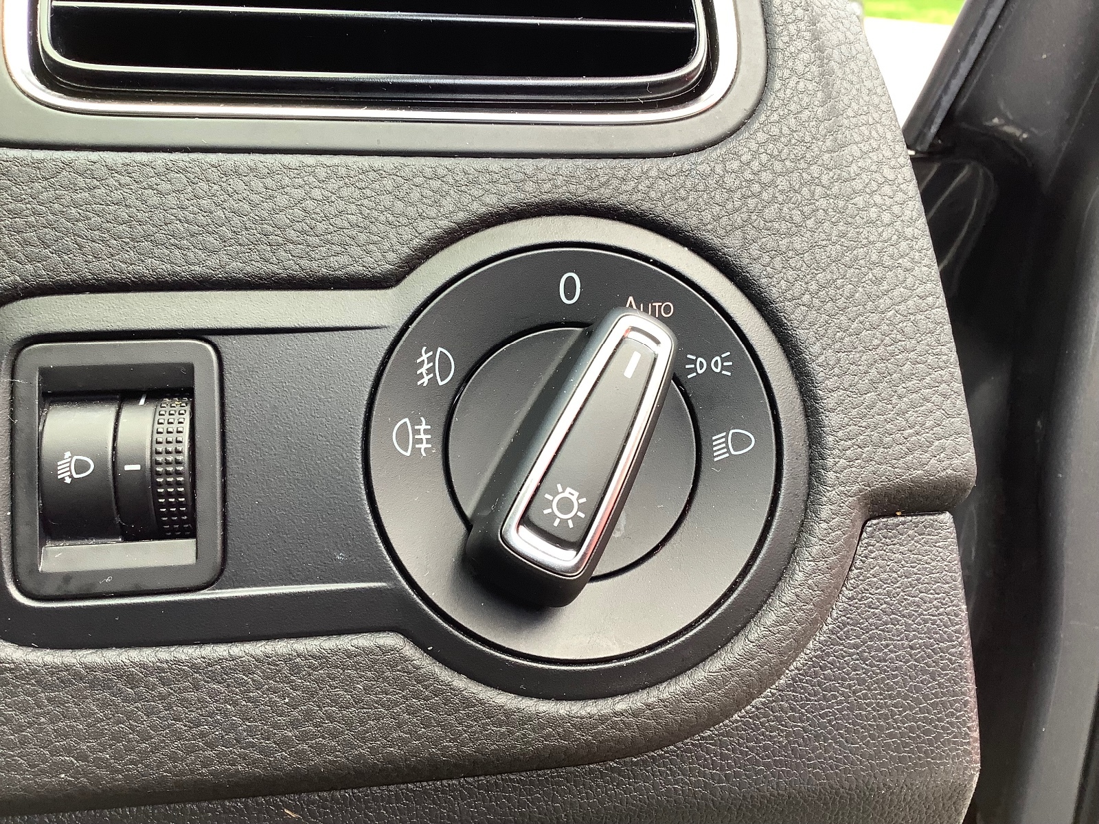 2017 Volkswagen Polo 1.0 MATCH EDITION £20 Road Tax
