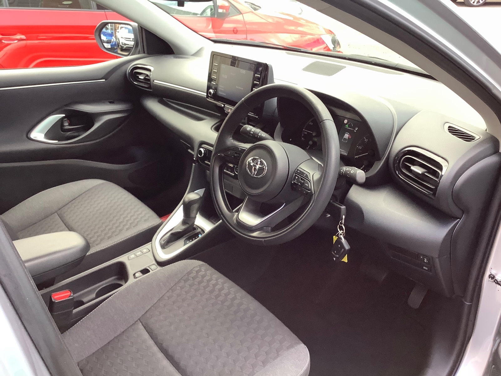 2023 Toyota Yaris ICON FHEV Auto