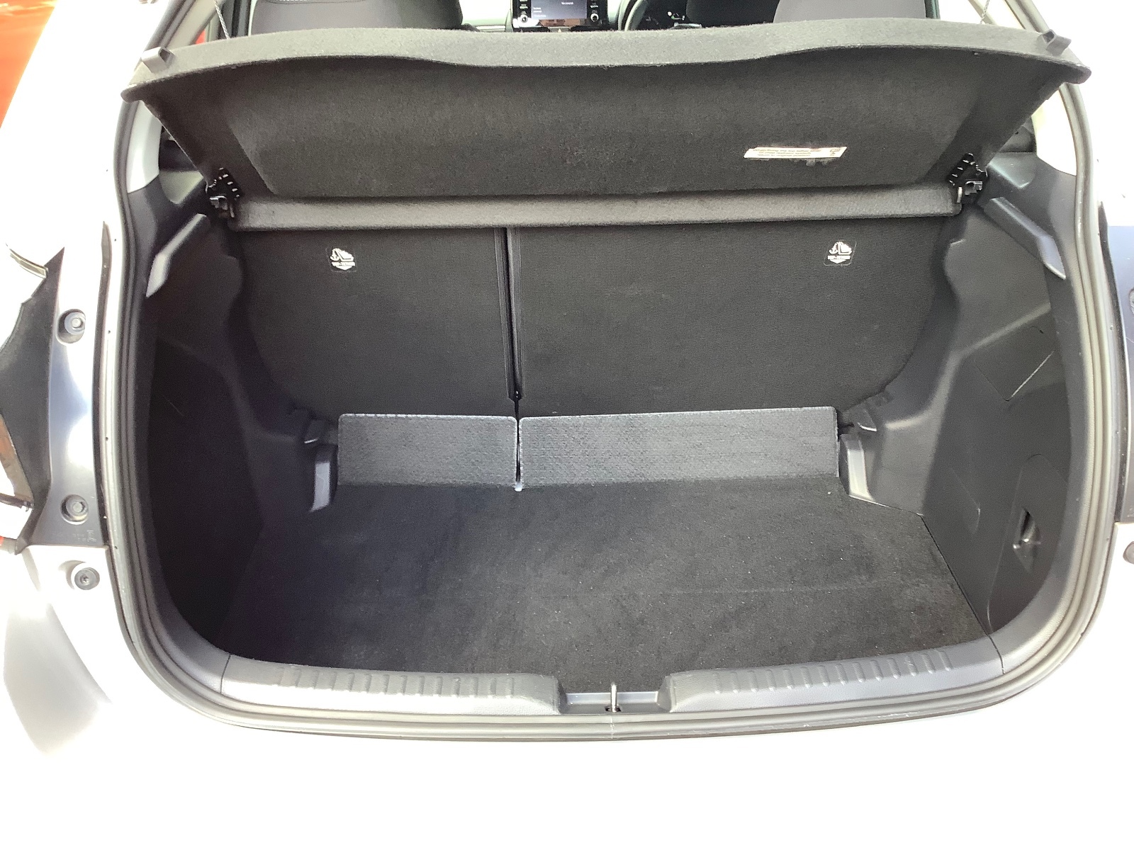 2023 Toyota Yaris ICON FHEV Auto