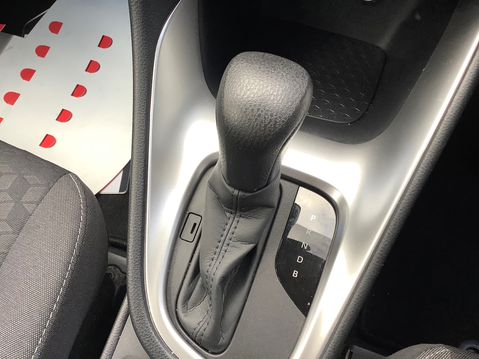 2023 Toyota Yaris ICON FHEV Auto