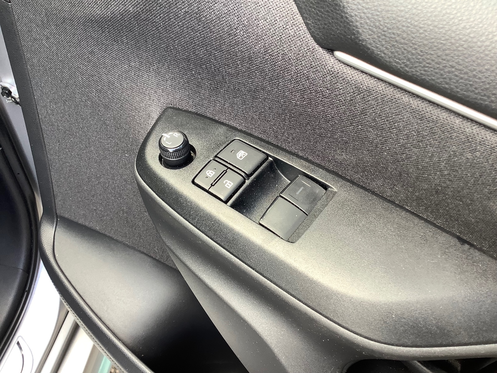 2023 Toyota Yaris ICON FHEV Auto