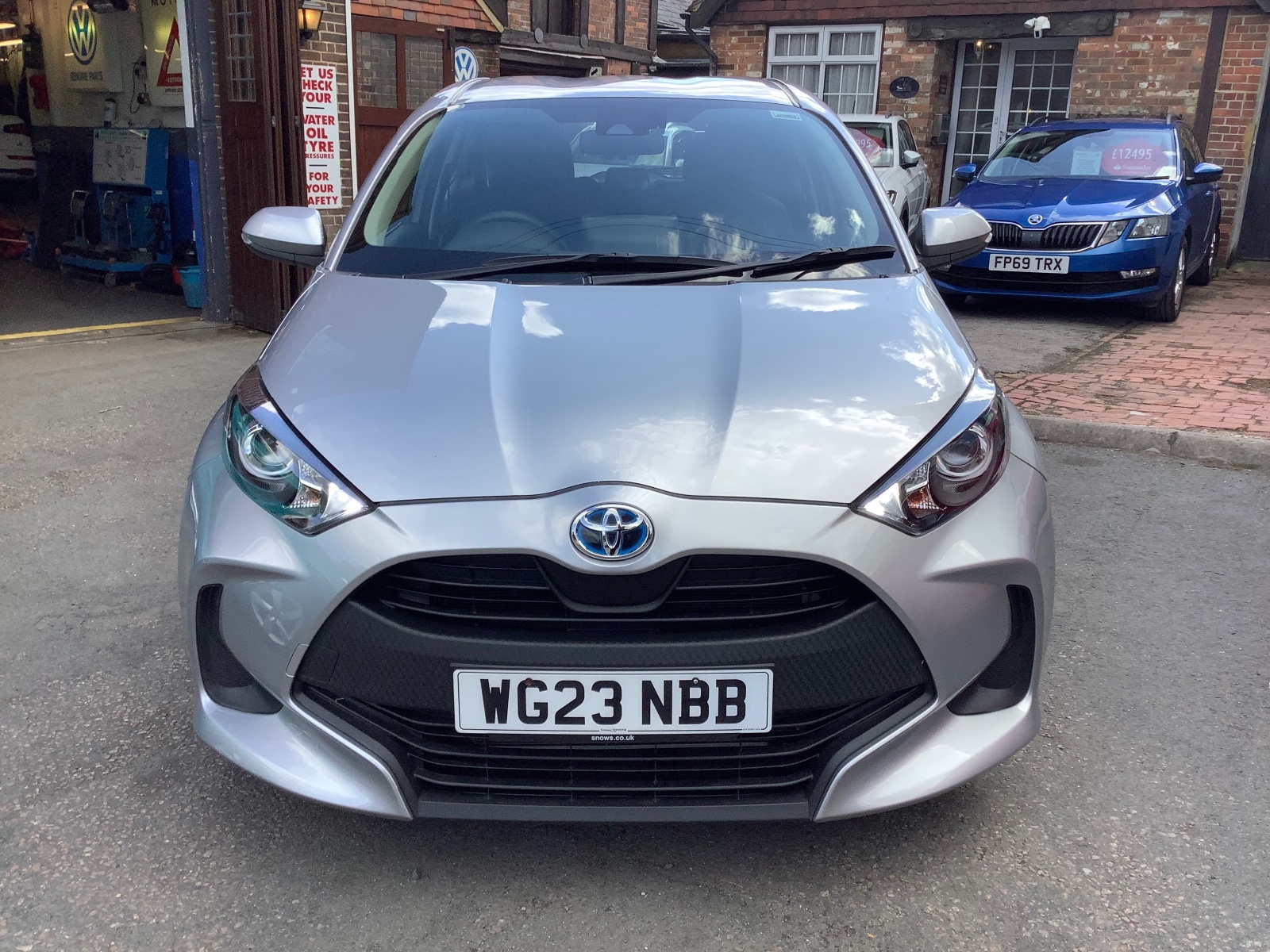 2023 Toyota Yaris ICON FHEV Auto