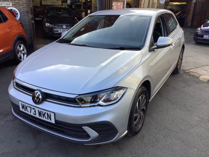 2023 Volkswagen Polo LIFE