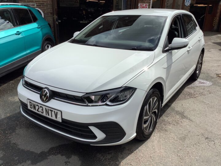 2023 Volkswagen Polo LIFE