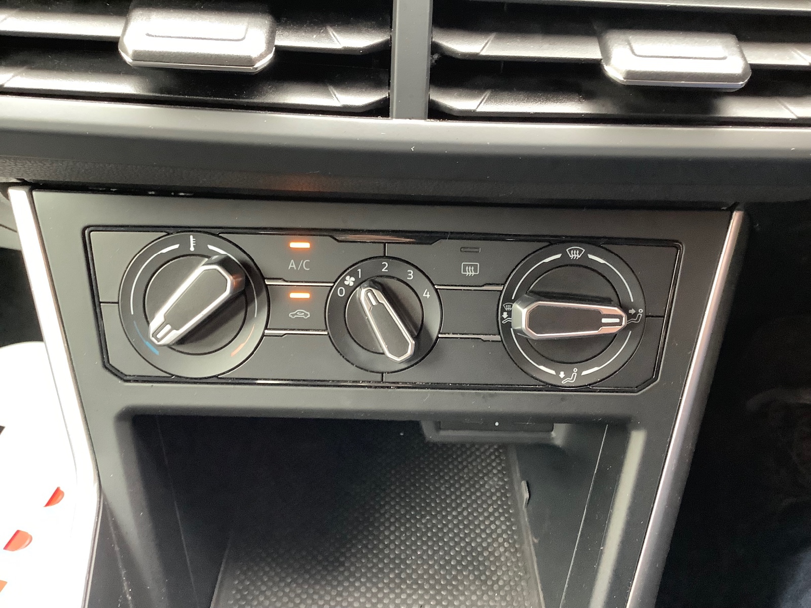 2023 Volkswagen Polo LIFE