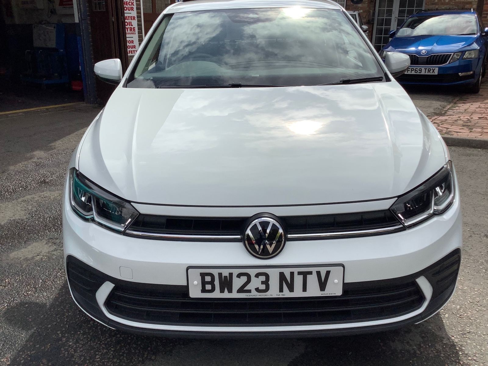 2023 Volkswagen Polo LIFE
