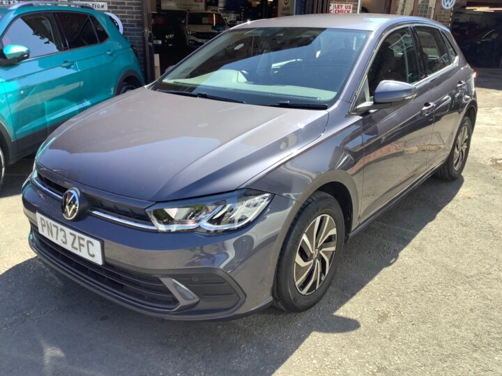 2023 Volkswagen Polo LIFE TSI