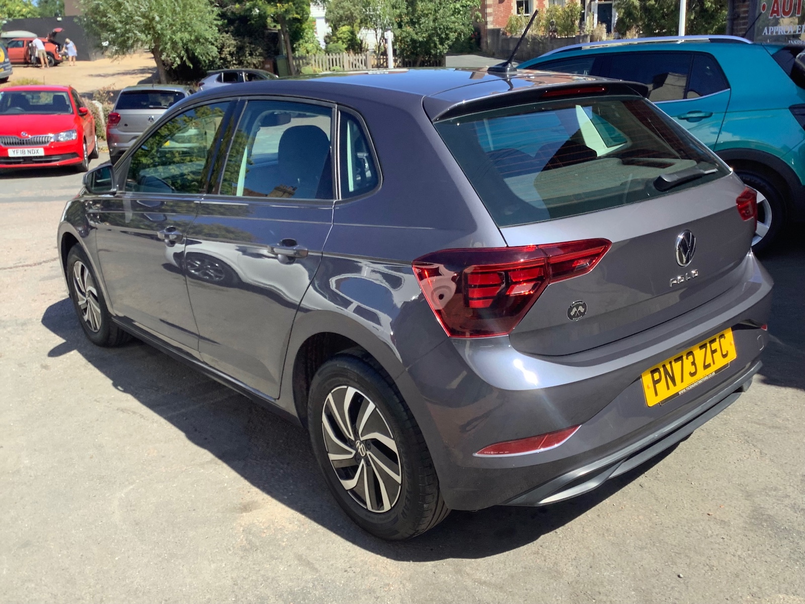2023 Volkswagen Polo LIFE TSI