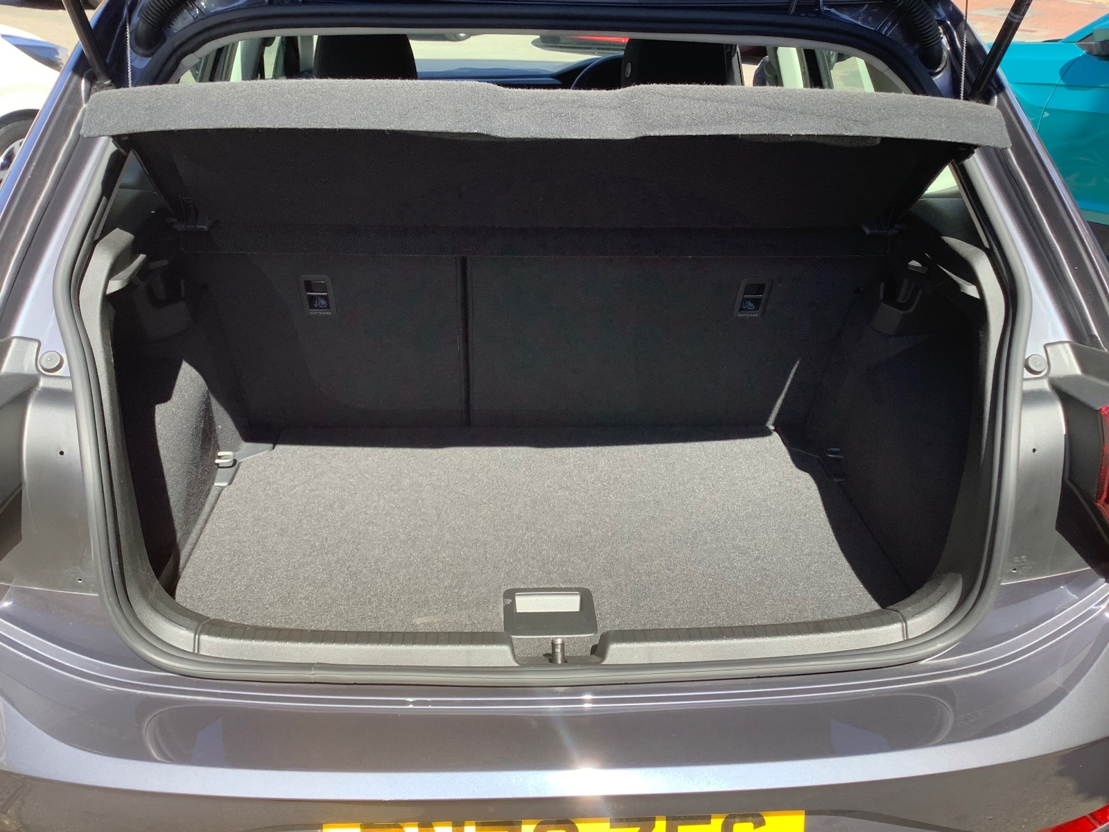 2023 Volkswagen Polo LIFE TSI