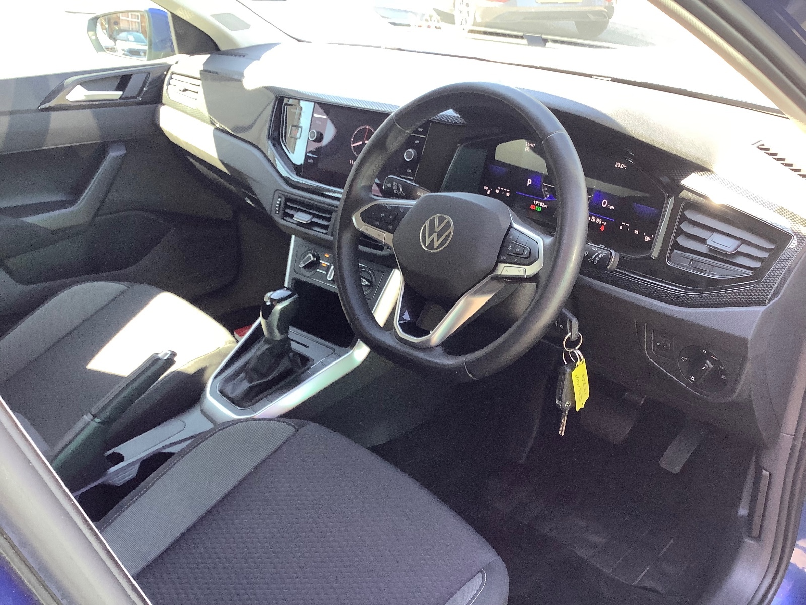 2023 Volkswagen Polo LIFE TSI DSG