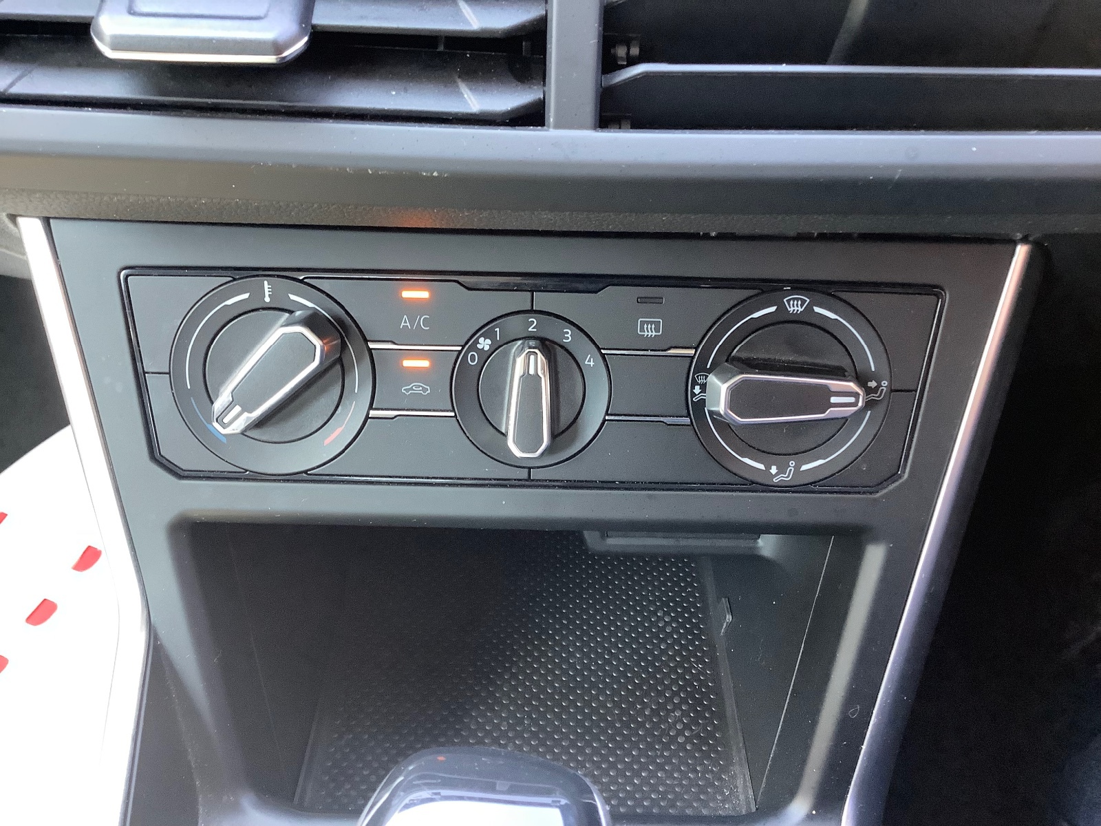 2023 Volkswagen Polo LIFE TSI DSG